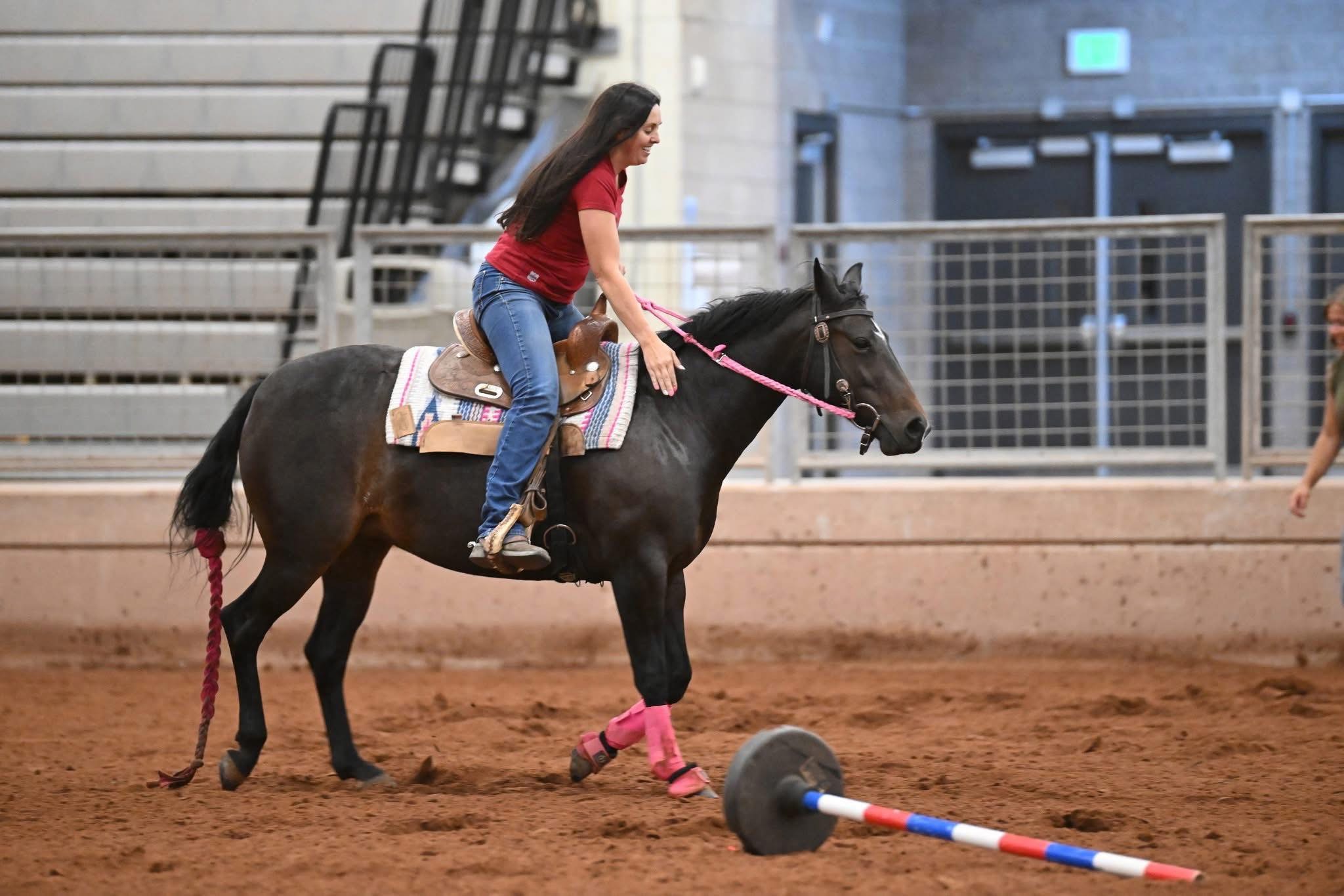 LaDonna Pierce teaching pole bending clinic